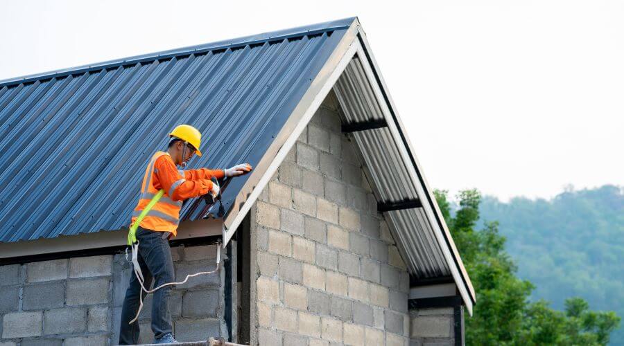 Expert Emergency Roof Repairs services in Toney, AL